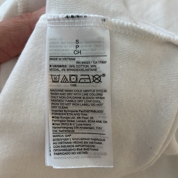 Gap White Ruffle Modern Tee - Picture 4 of 4